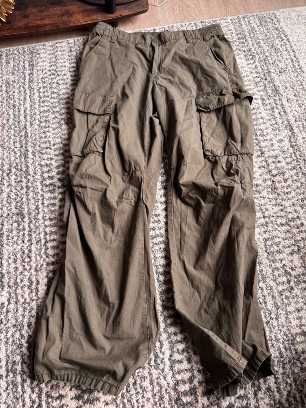 H&M Olive Cargo Pants with Multiple Flap Pockets